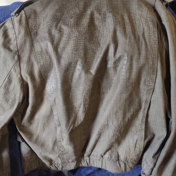 Perfect Leather Goods Olive Green alligator print Leather Jacket Size Large - Picture 4 of 4